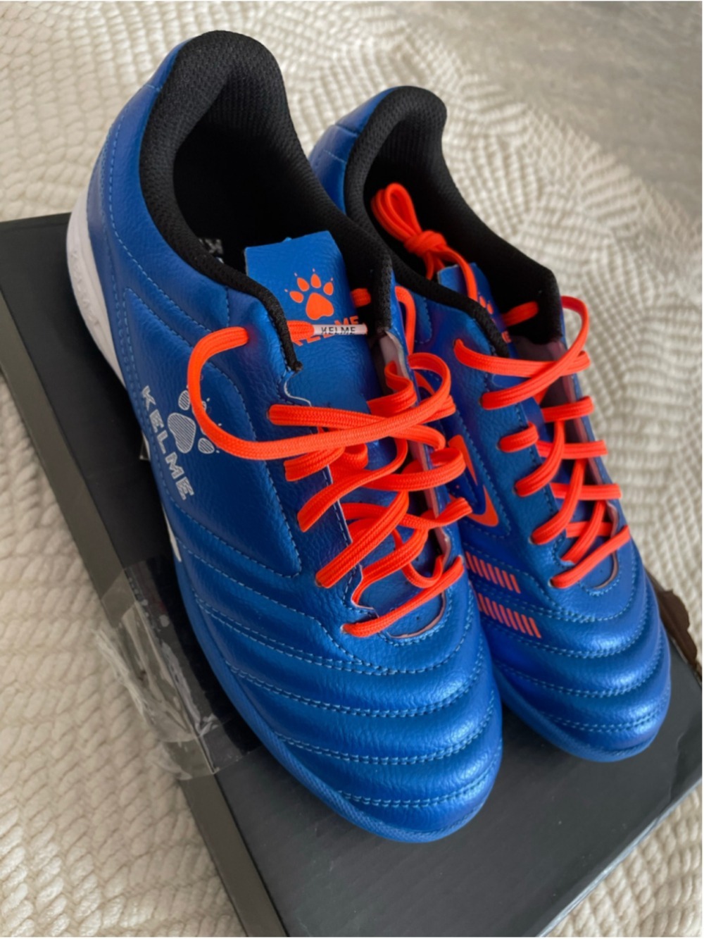 Men's Kelme Soccer Athletic Shoes Blue and Orange